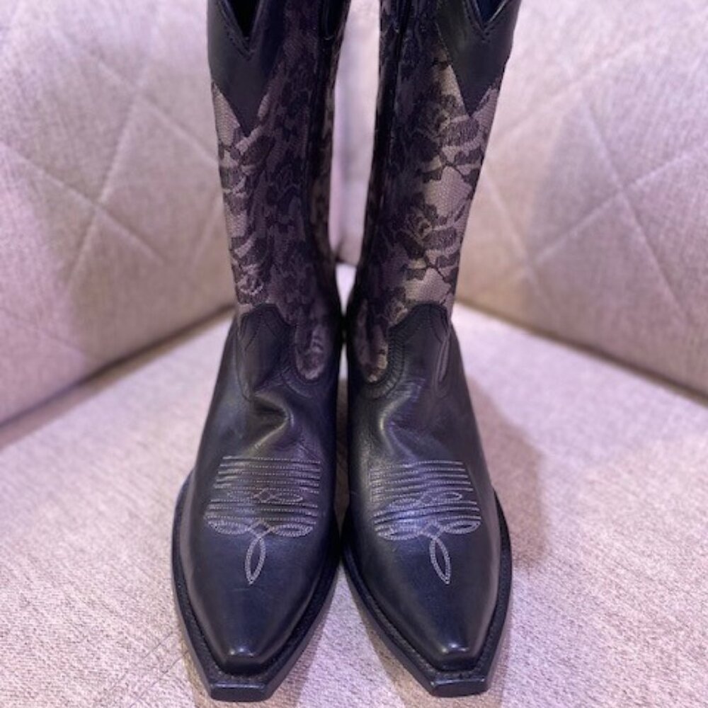 Shyanne Boots with Lace detail